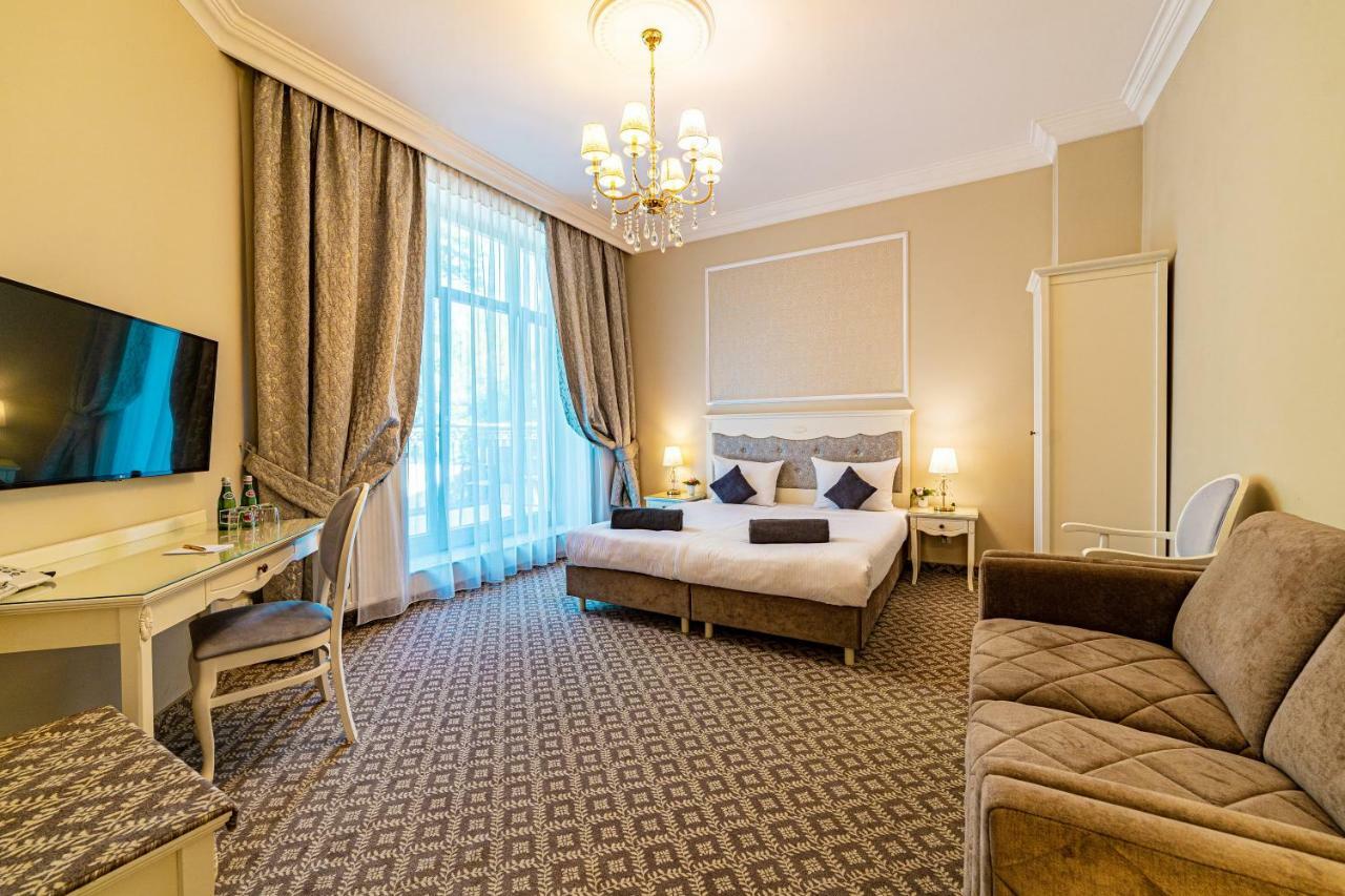 Hotell Flora 3*